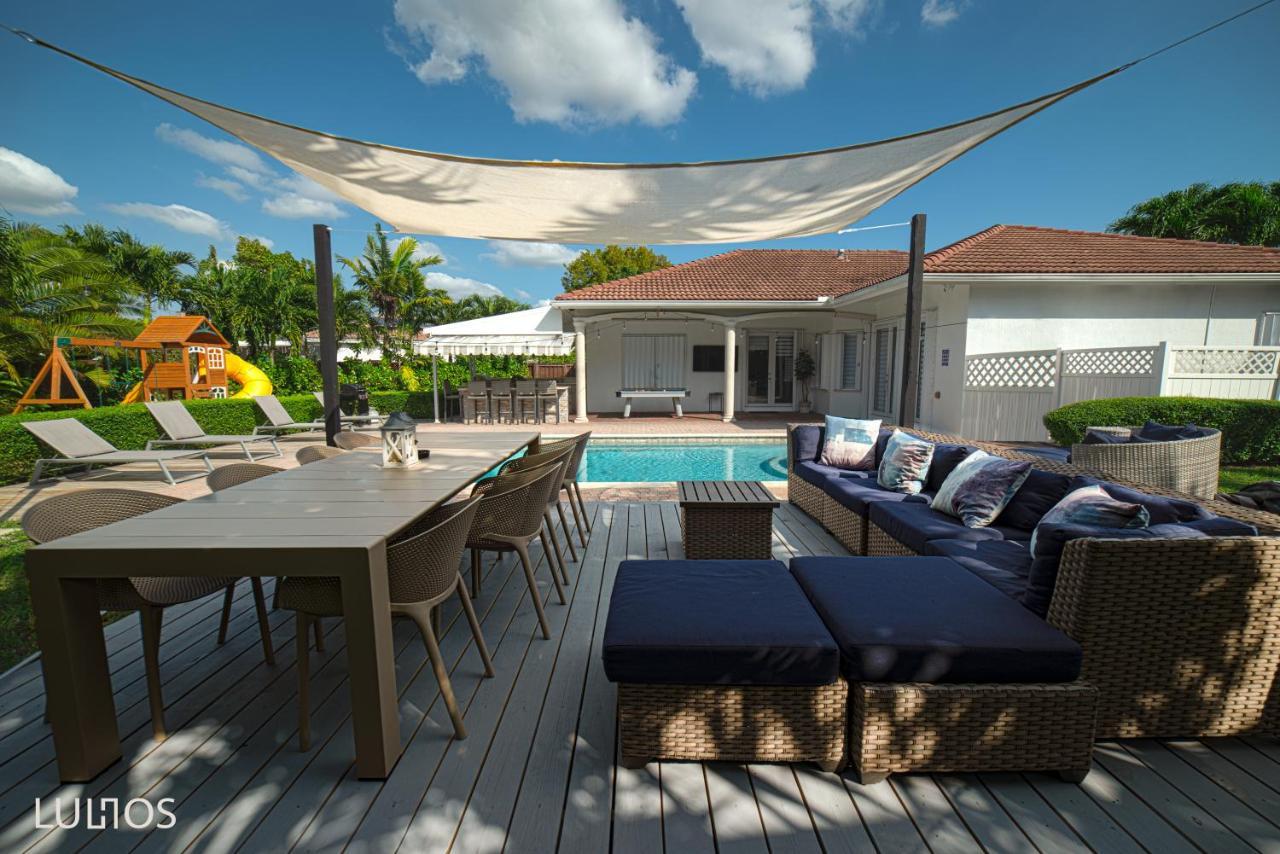 Beautiful house + heated pool/17 guest,básquetball Cutler Bay Kültér fotó